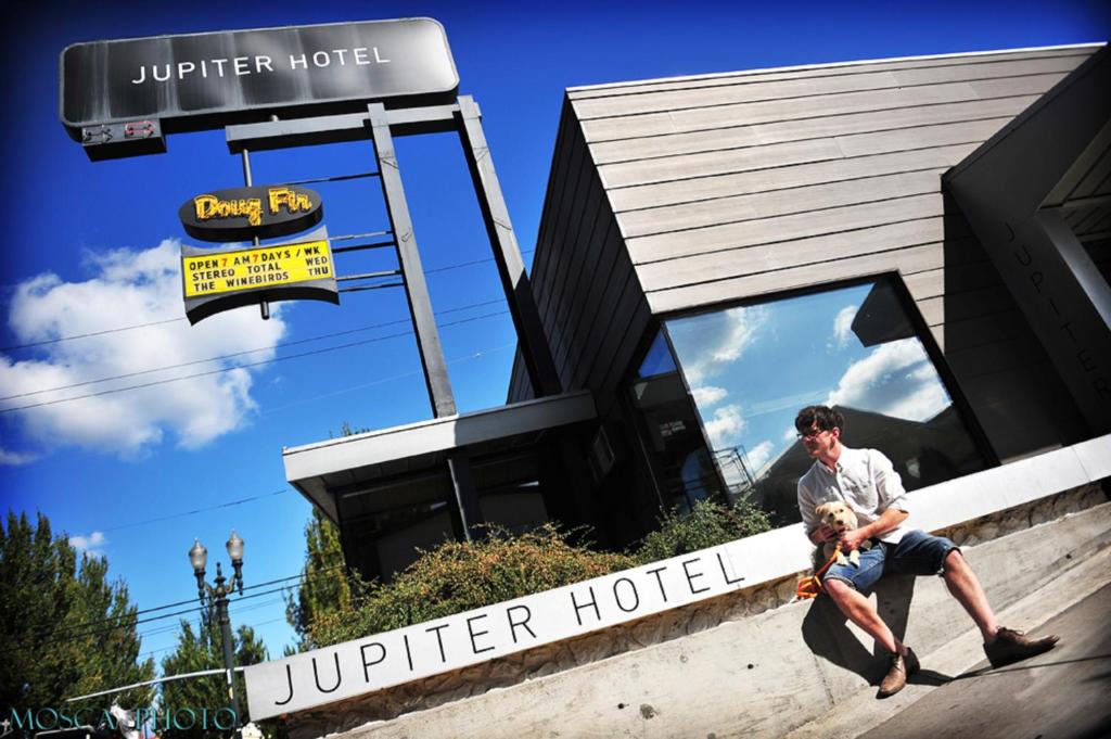Buckman Neighborhood Hotel | Jupiter Hotel