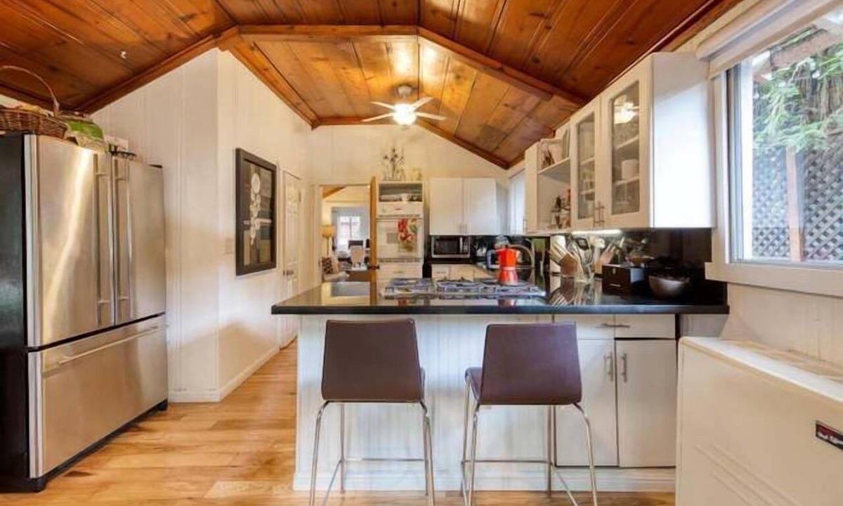 Guerneville House | Kay’s Cabin | 2BR Mid-Term Stay Near Russian River