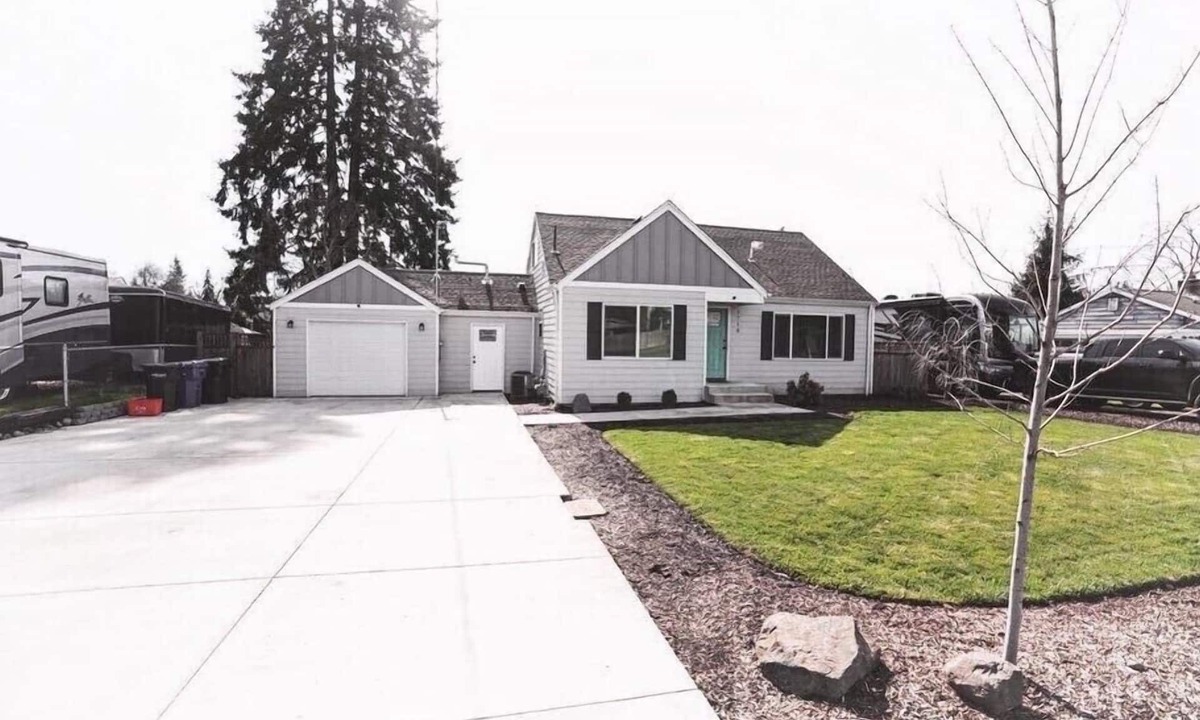 Keizer House | Keizer Meadows Estate 🌾 (Near In N Out)