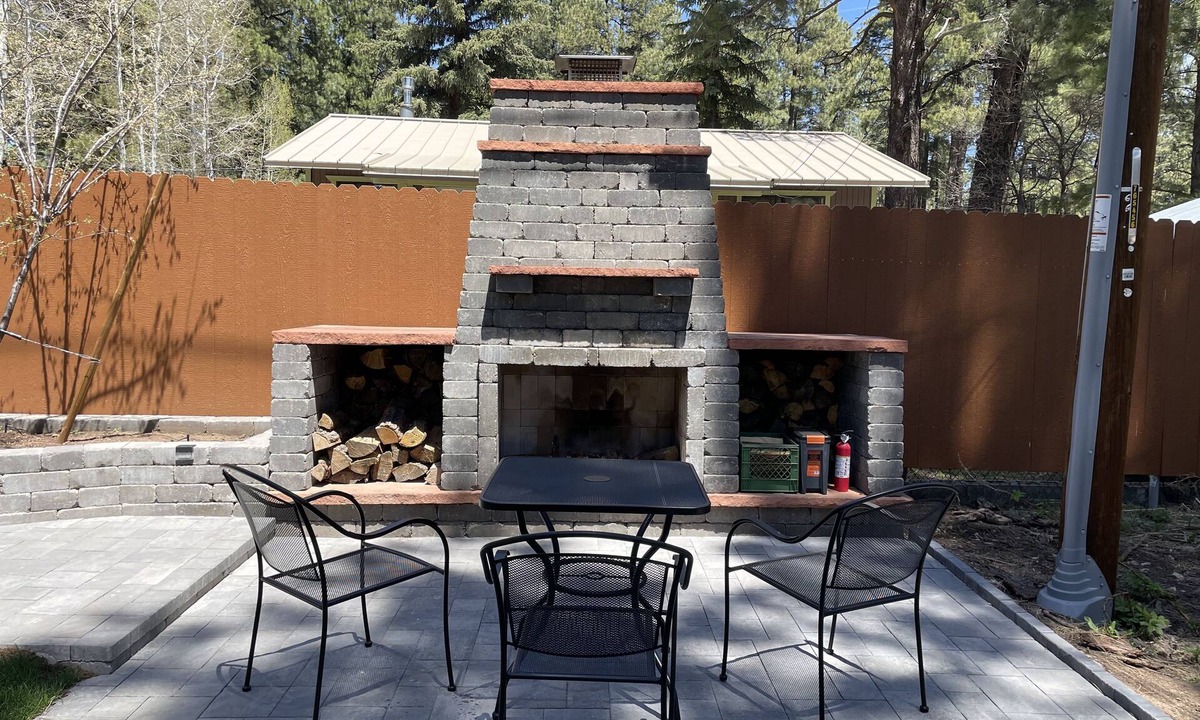 Mountainaire House | Kendrick Kastle - EV Charger-Fire Pit-Pet Friendly-Close to Aldea Wedding Venue