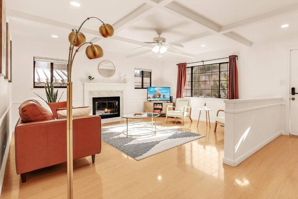 Castro Valley House | King Suite, 5 Queen beds Spacious Modern Home