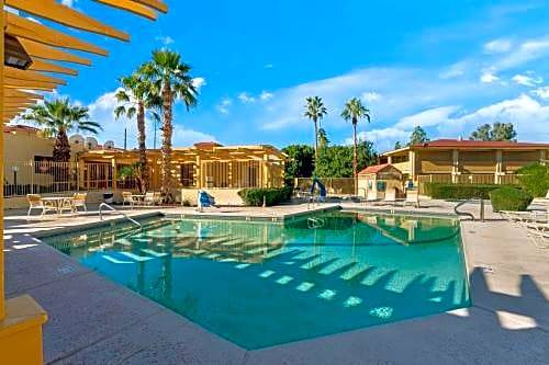 North Mountain Hotel | La Quinta Inn by Wyndham Phoenix North