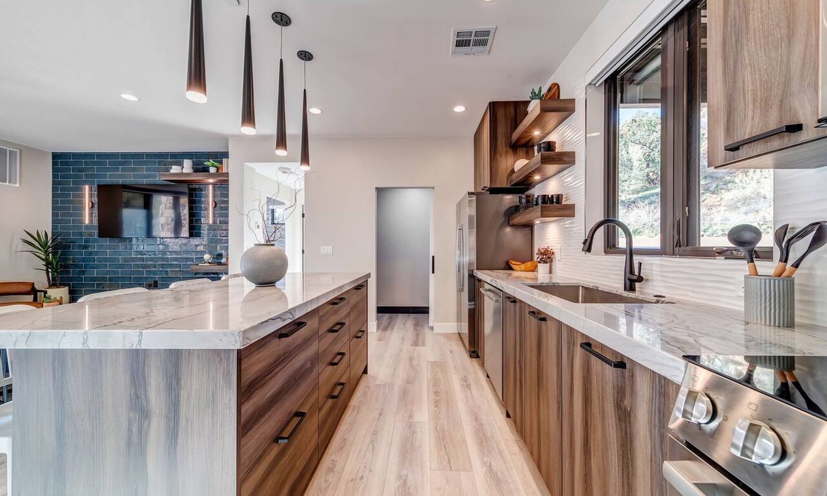 Zion National Park South Entrance Apartment | LaFave-Luxury Suite at Zion: Temple of Sinawava
