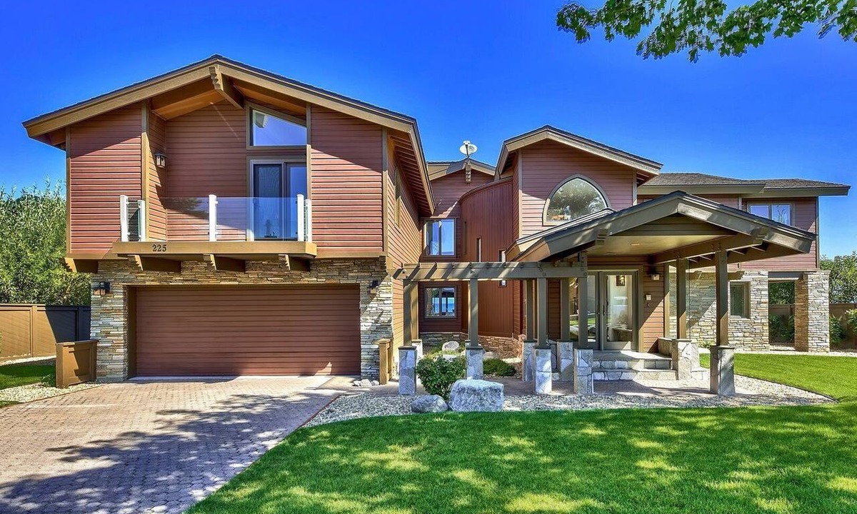 Tahoe Keys House | Lakefront Tahoe Keys Home with 100 ft of Private Sandy Beach
