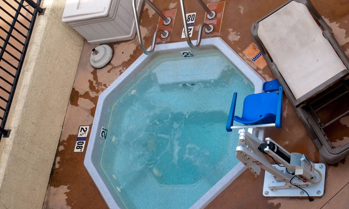San Luis Obispo Hotel | Lamplighter Inn & Suites