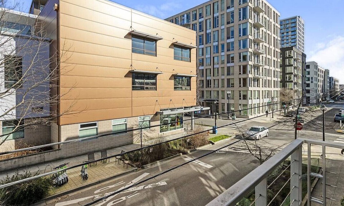 Pearl District Apartment | Landing at Pearl Studios - Studio in Northwest Portland