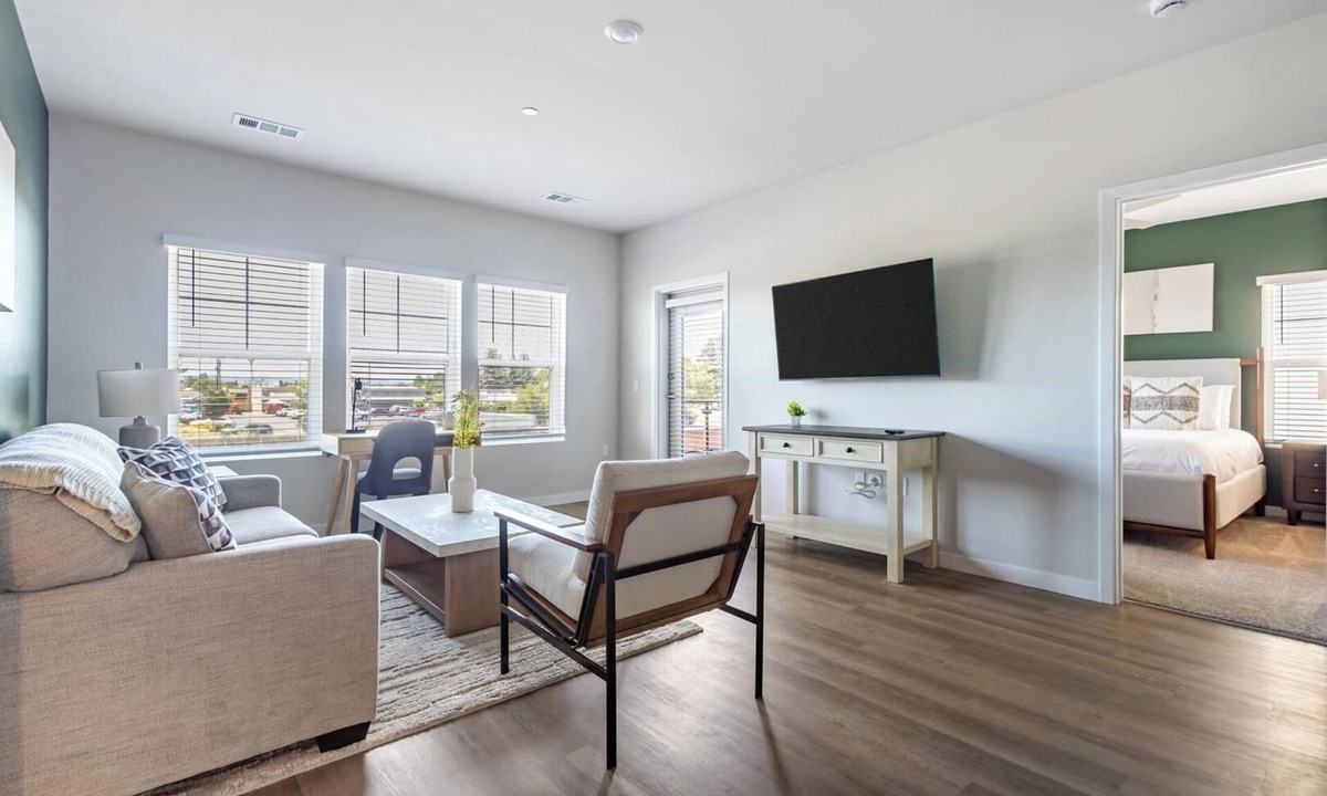 Santa Rosa Apartment | Landing | Beautiful 1BD, Gym, Clubhouse