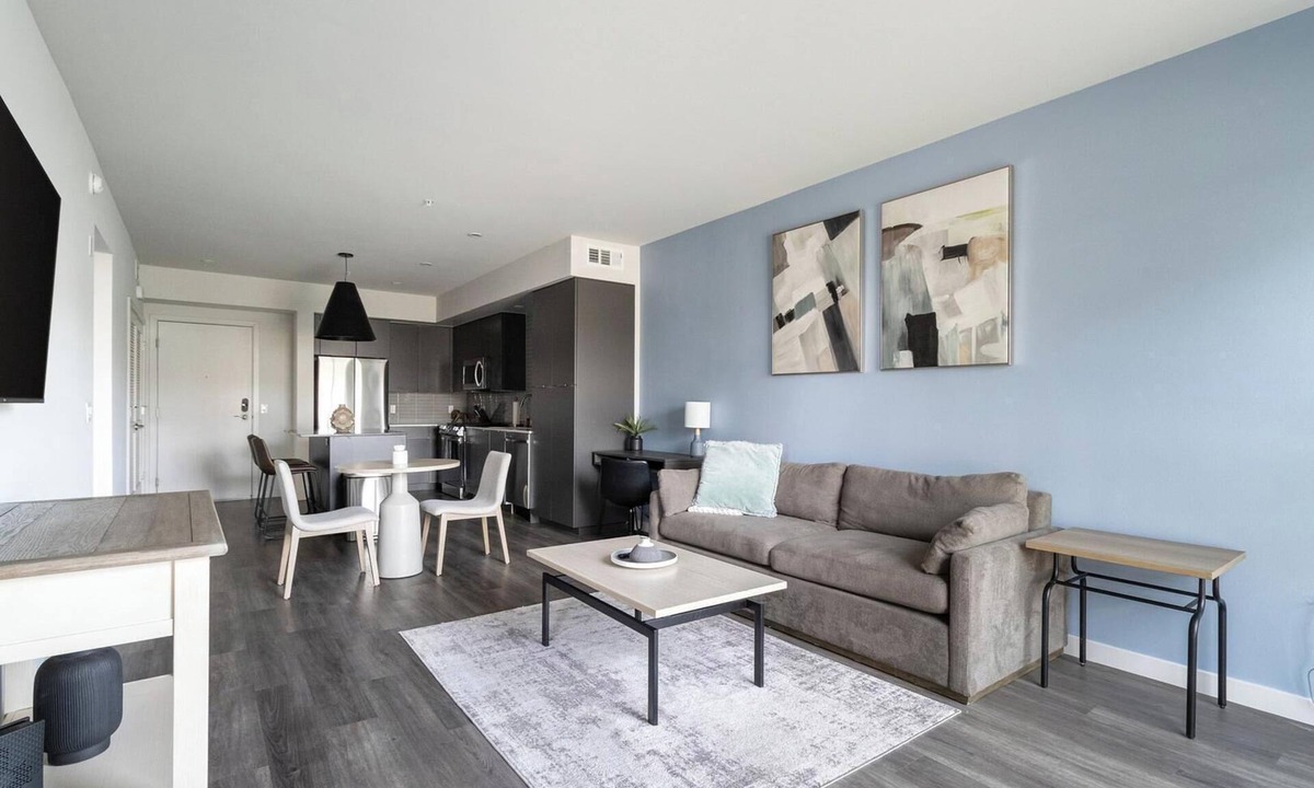 Reno/Tahoe Airport Apartment | Landing | Beautiful 1BD, Clubhouse, Courtyard