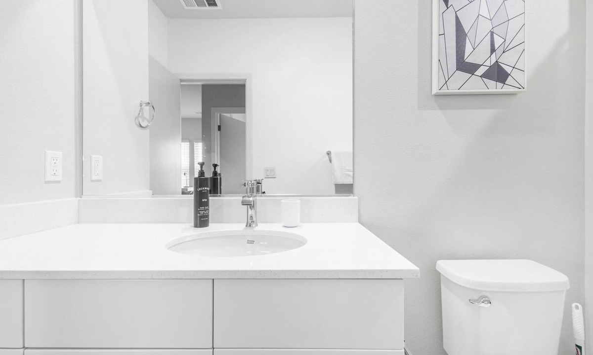Santa Rosa Apartment | Landing | Chic 1BD, Courtyard, Gym