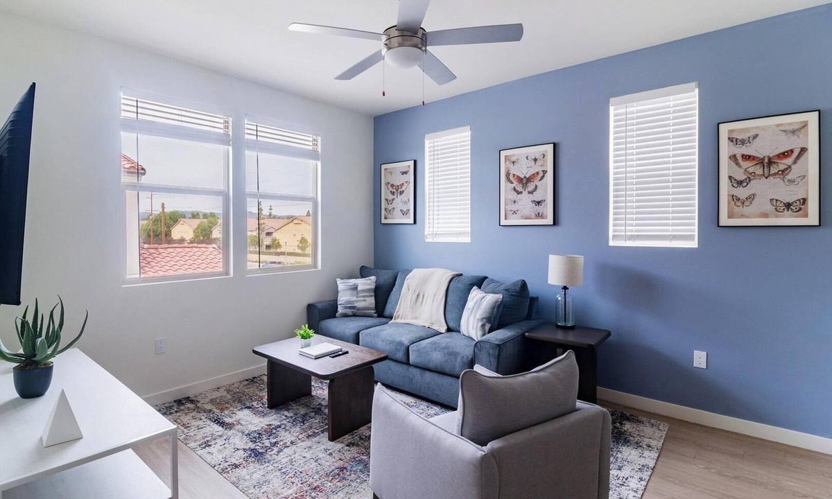 Temecula Apartment | Landing | Chic 1BD, Yoga Studio, Game Room