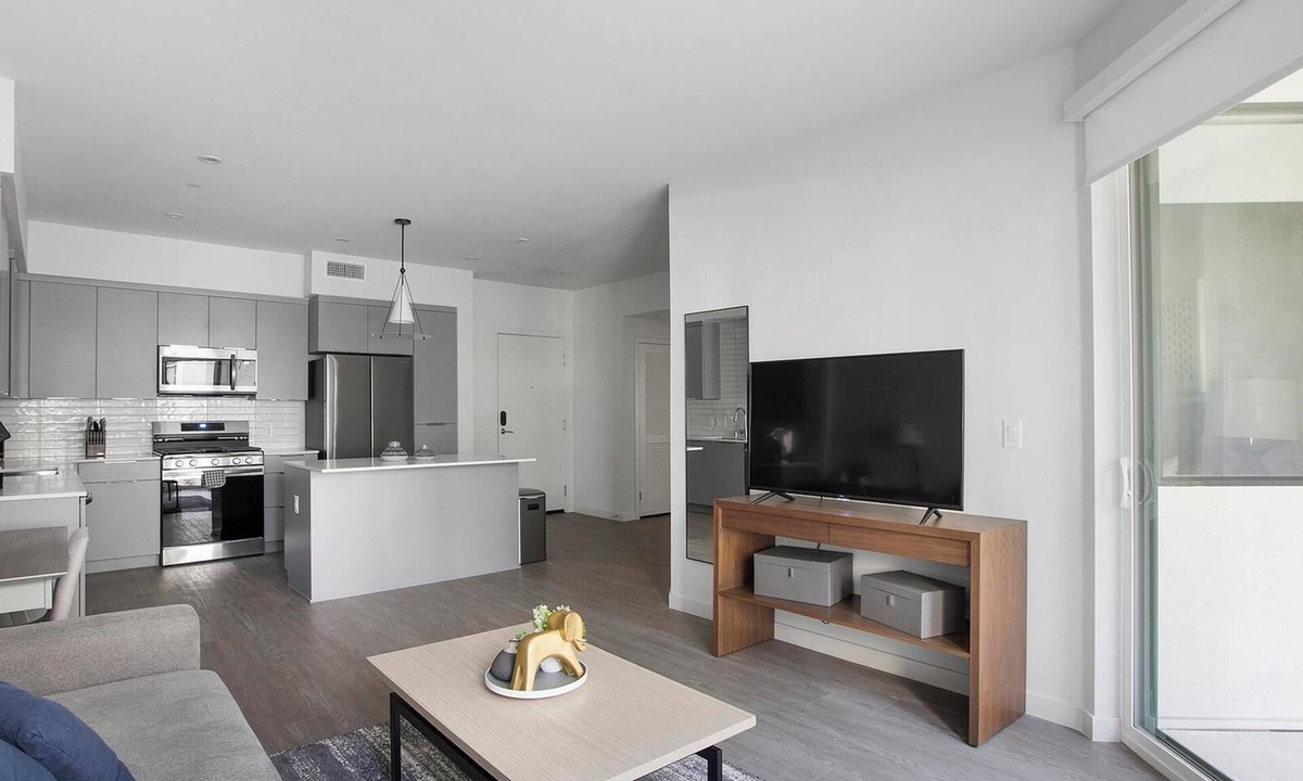 Rhodes Ranch Apartment | Landing | Incredible 1BD, Pool, Rooftop Lounge
