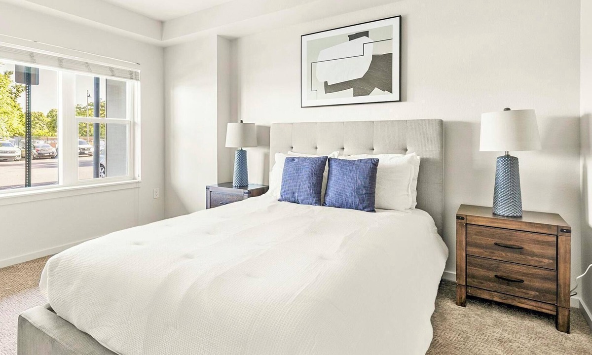Hayden Island Apartment | Landing | Incredible 1BD, Gym, Clubhouse