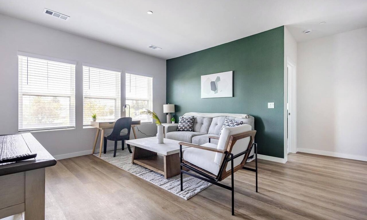 Santa Rosa Apartment | Landing | Incredible 2BD, Gym, Courtyard