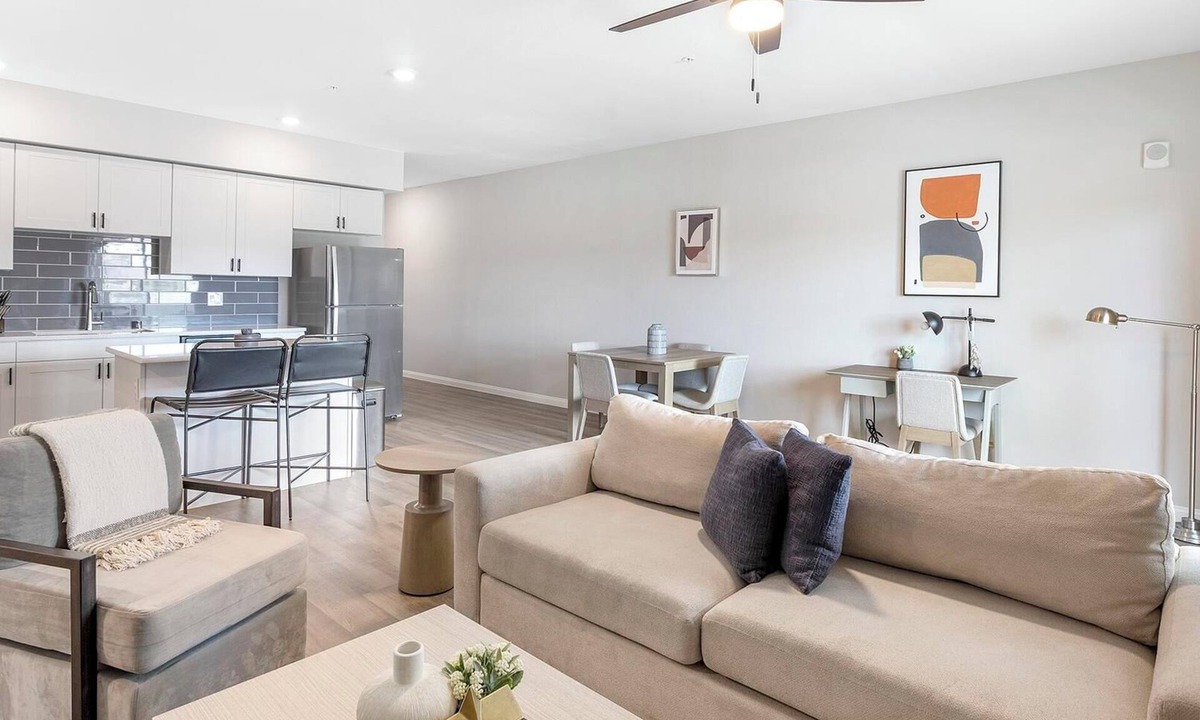 Townsite Apartment | Landing | Spectacular 1BD, Pool, Rooftop Lounge