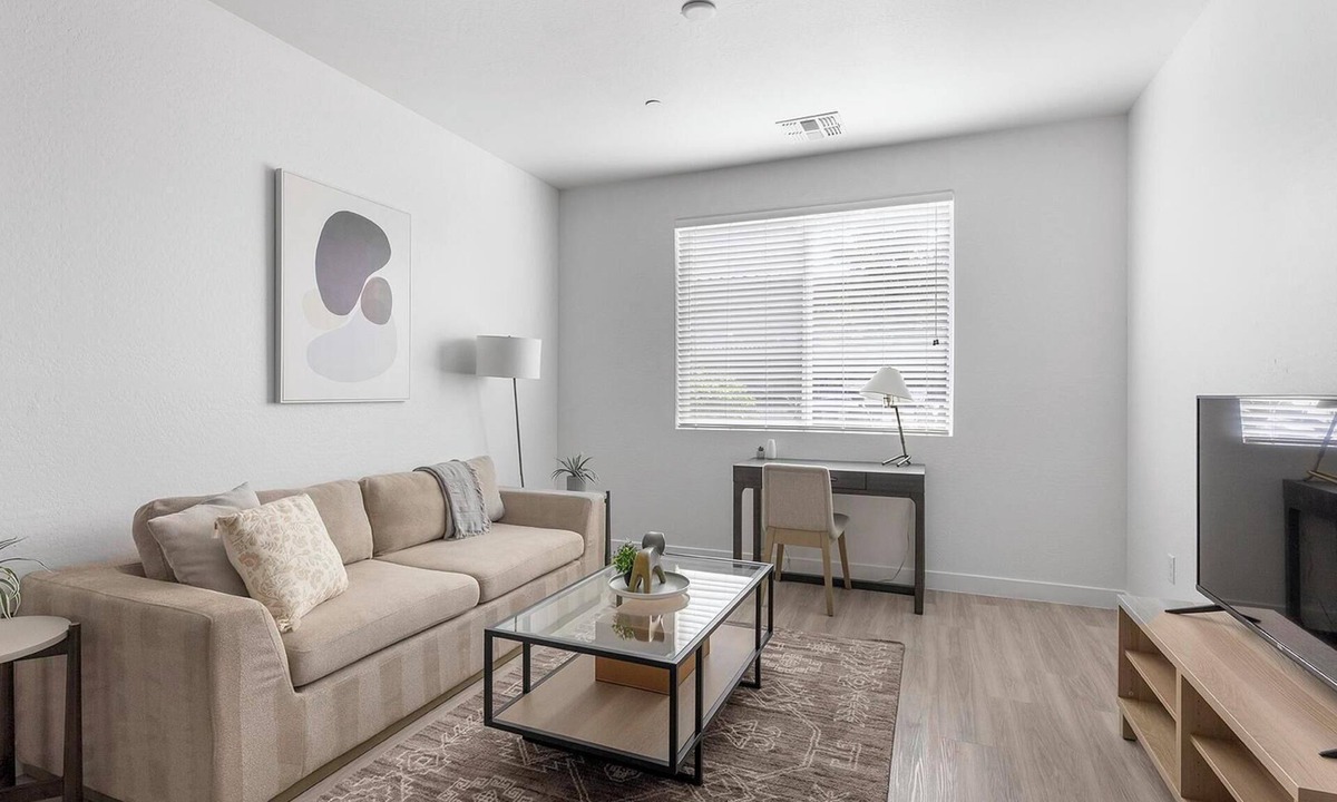 Goodyear Apartment | Landing | Stylish 1BD, Game Room, Yoga Studio