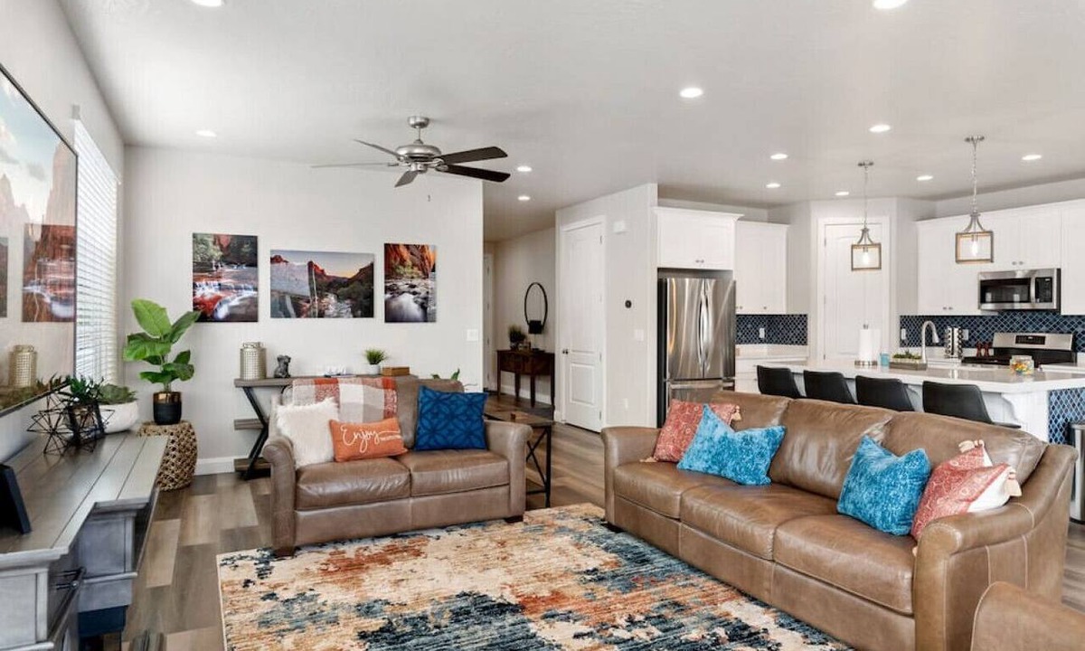 Sienna Hills House | Large 5 Bed 5 Bath Home w/Private Hot Tub