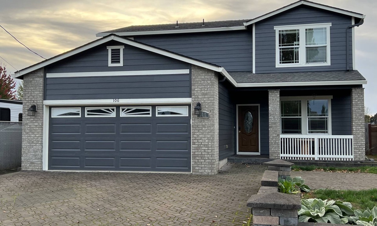 Independence House | Large Independence House for Families & Groups