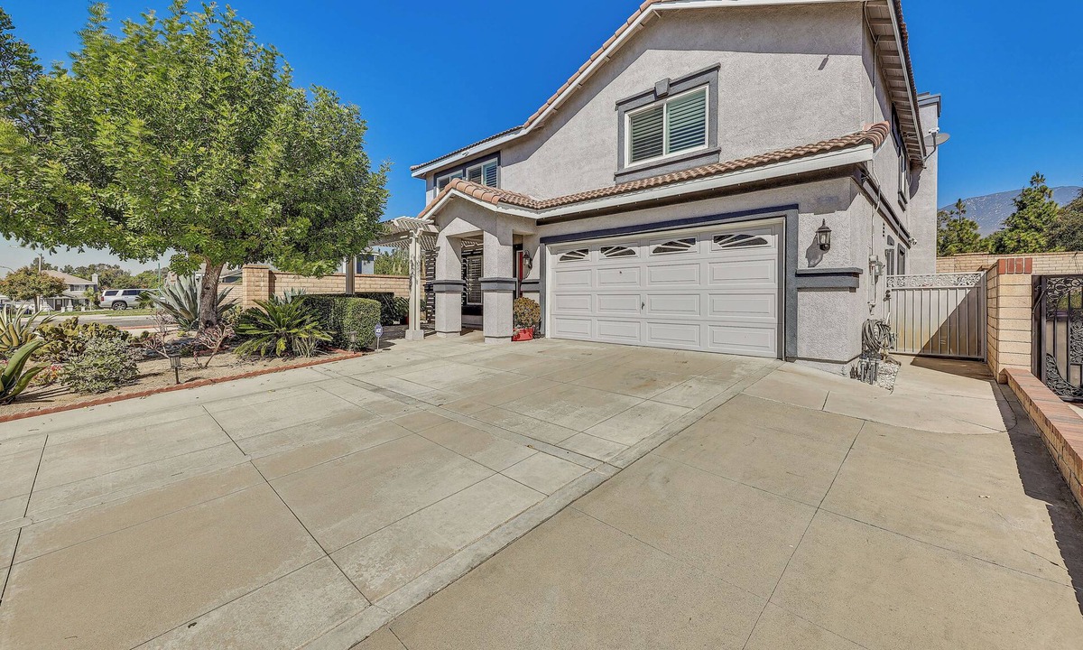 Rancho Cucamonga House | Large Rancho Cucamonga Home: 5 Mi to Red Hill Park