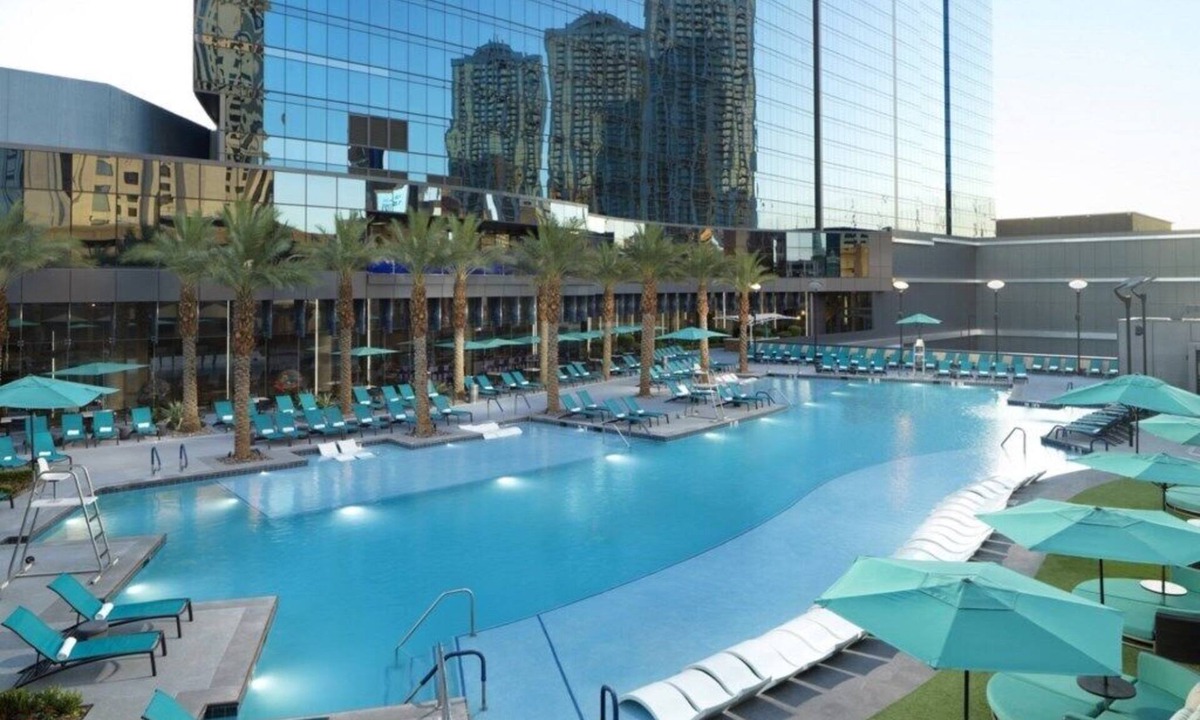 Las Vegas Condo | Las Vegas | Pool & Strip Access | 3BR