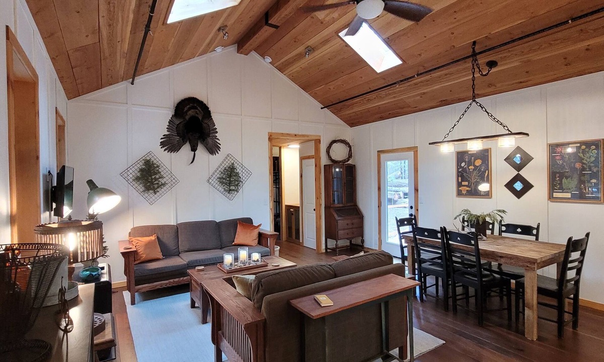 Shingletown Cabin | Lassen Red Fir Cabin ~ 18 Min to Lassen Volcanic National Park