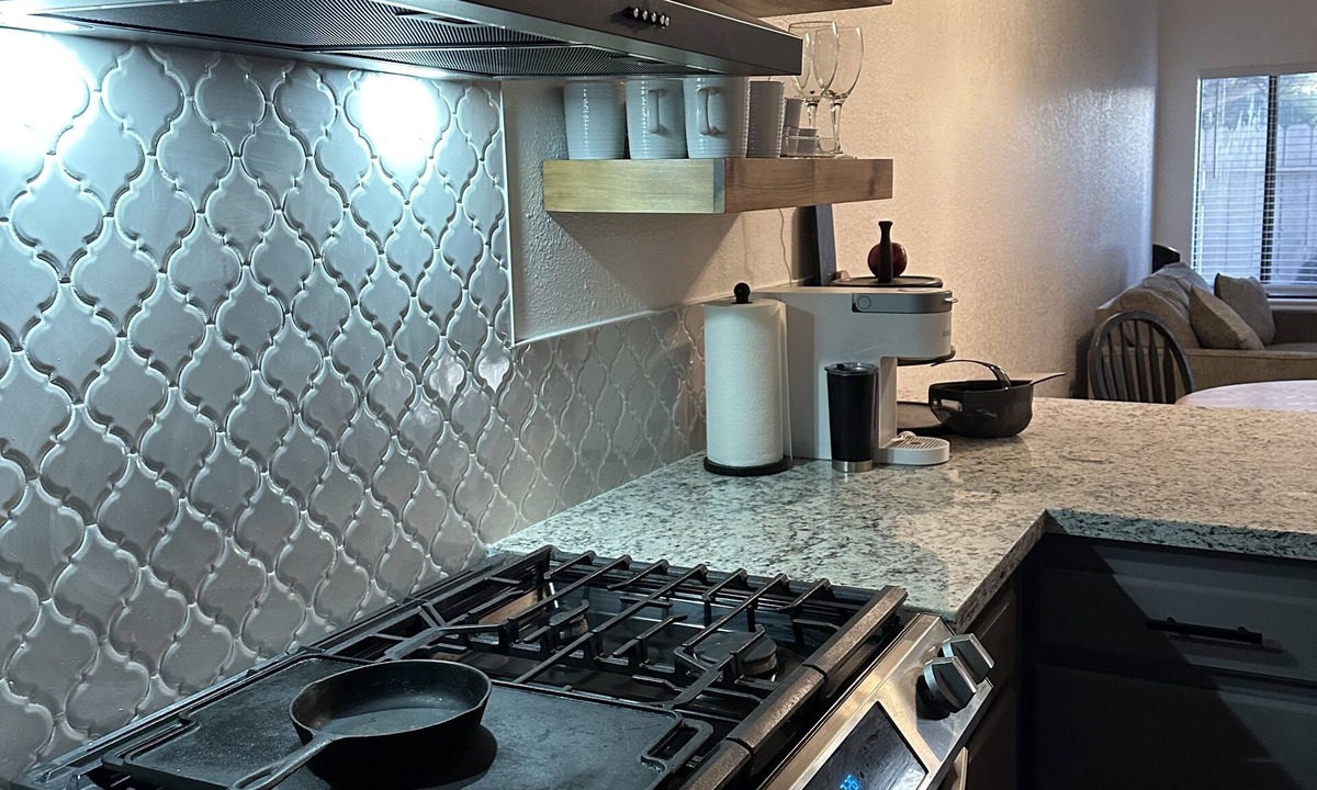 Atascadero Condo | Looking for mid-term housing? Consider our fully furnished & cozy condo!