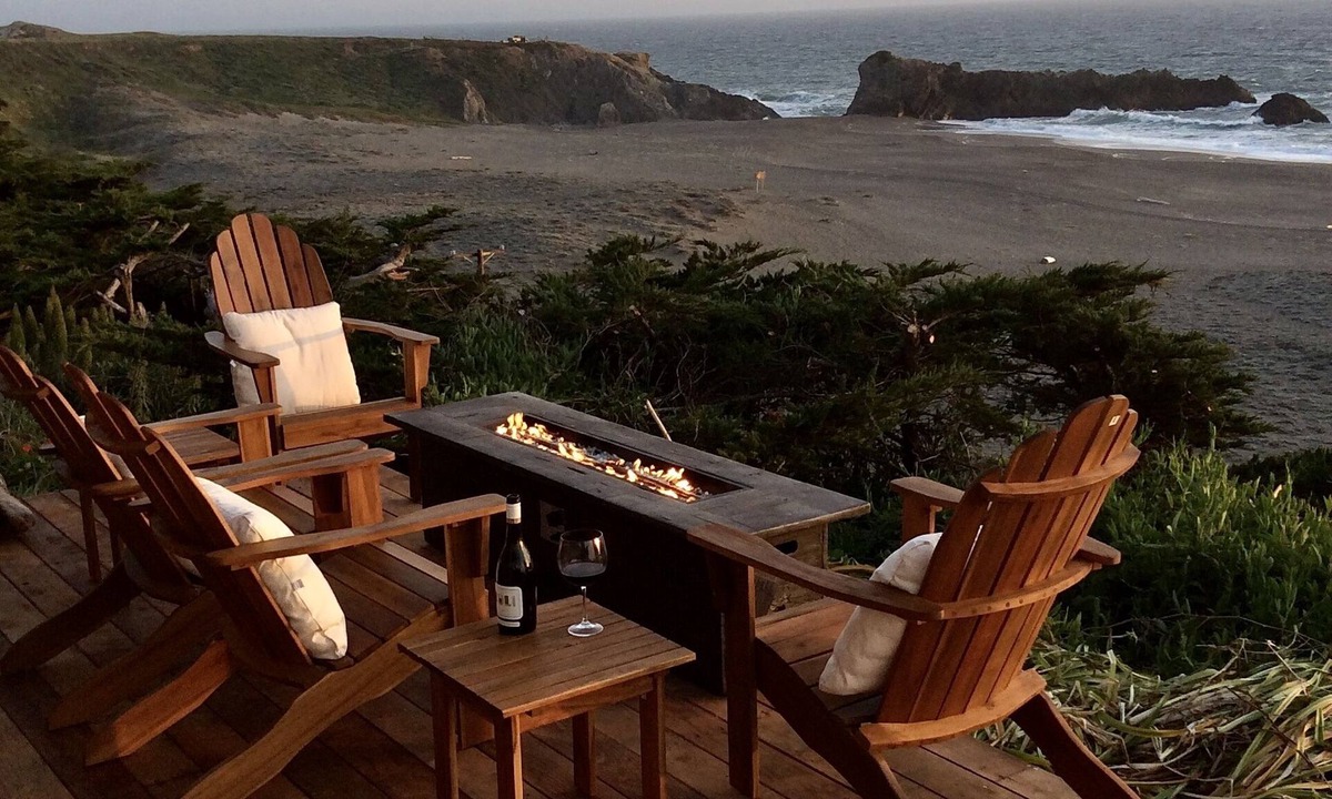 Bodega Bay House | Louw Tide - Modern home, ocean front, spanning views.