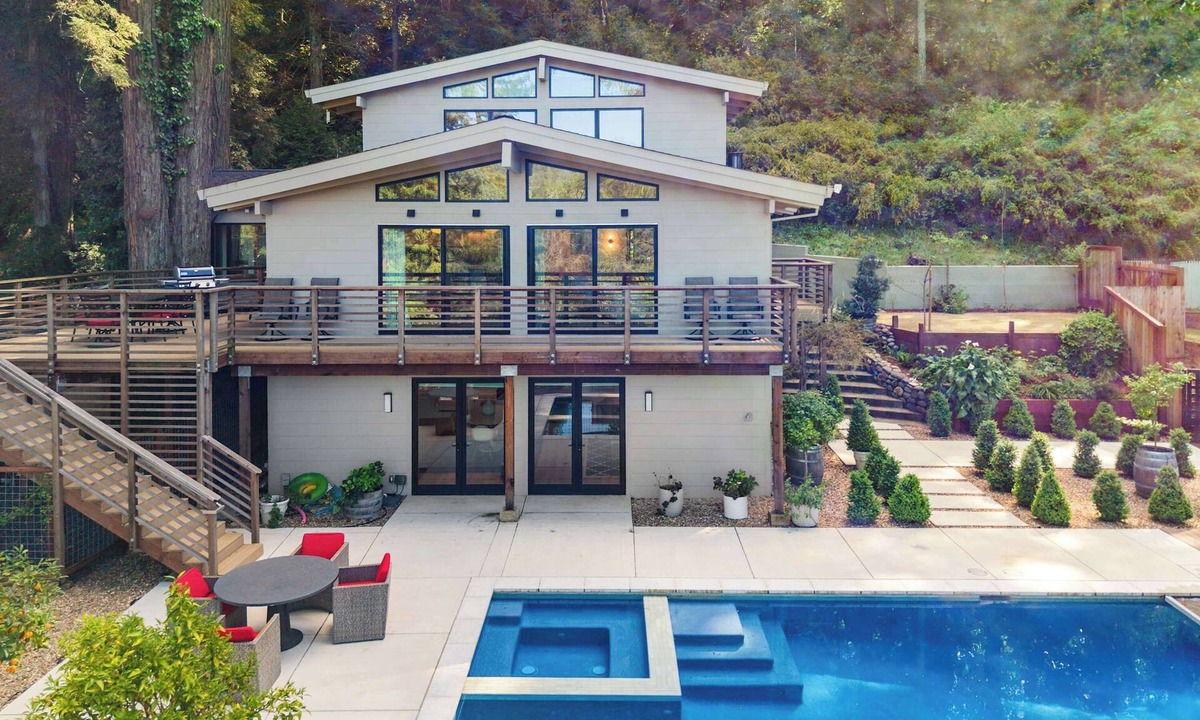 Calistoga House | LUX Private Modern Villa | Pool, Spa, & Dogs OK