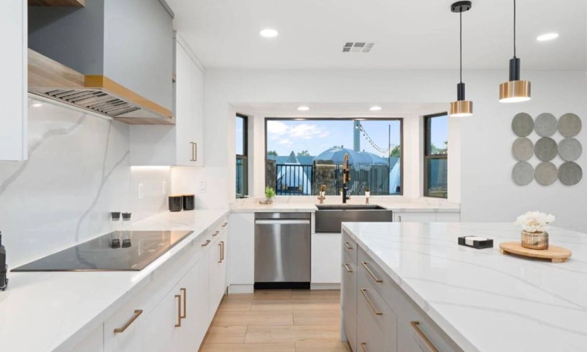 Paradise Valley Village Villa | Luxe Pickleball Villa by Glam Homes