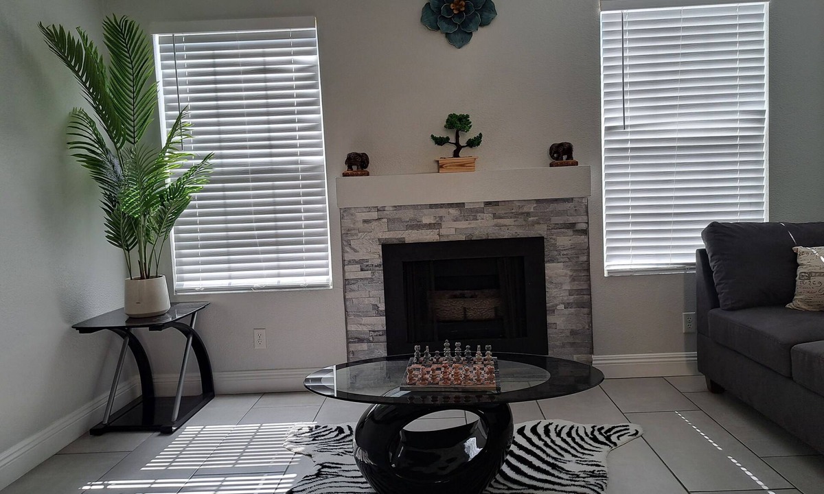 Sterling Springs Condo | Luxurious Cozy 2-bedroom condo.