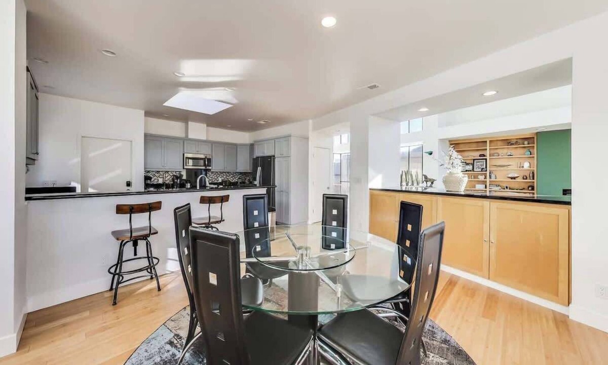 Piedmont House | Luxurious Hillside Home w/AC & Gorgeous SF Views!