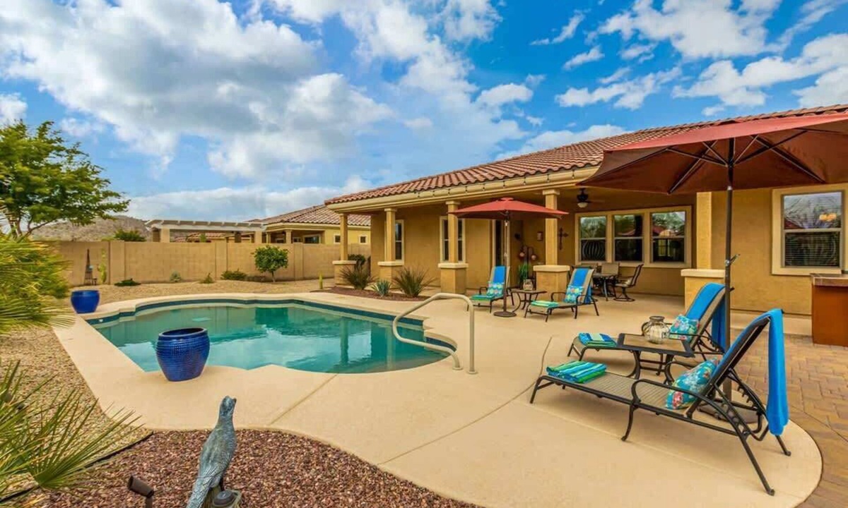 Estrella Mountain Ranch House | Luxurious villa with pool and spa