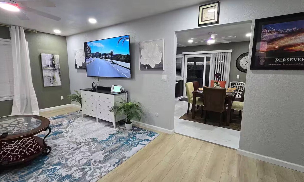 Mira Mesa House | Luxury 4BR, 4 bedrms/6beds Smart Home in San Diego