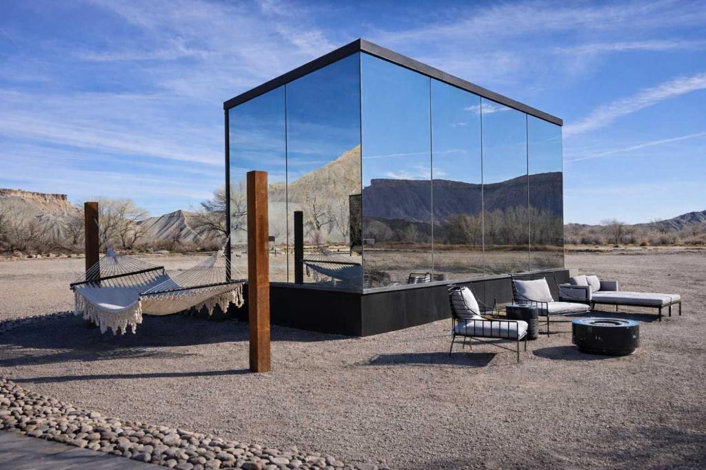 Torrey House | Luxury Glass Tiny House and Sauna