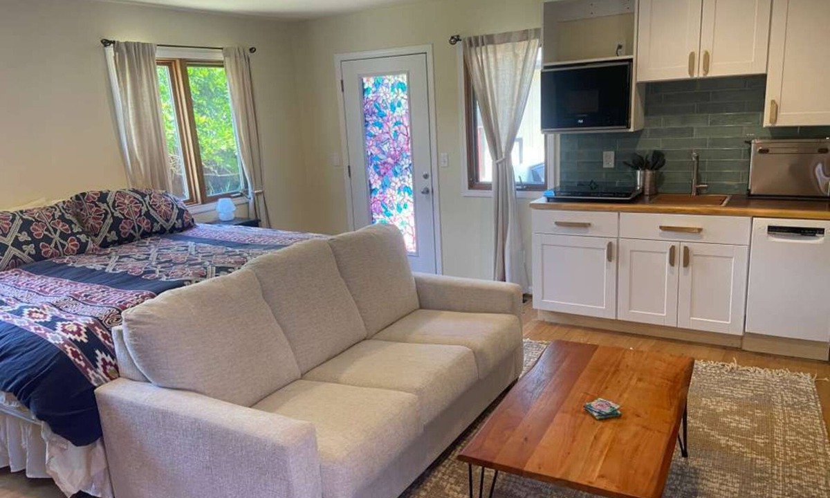 Pacific Grove Apartment | Luxury Suite in Modern Craftsman Home Near Beach, Aquarium, Cannery Row, & Golf.