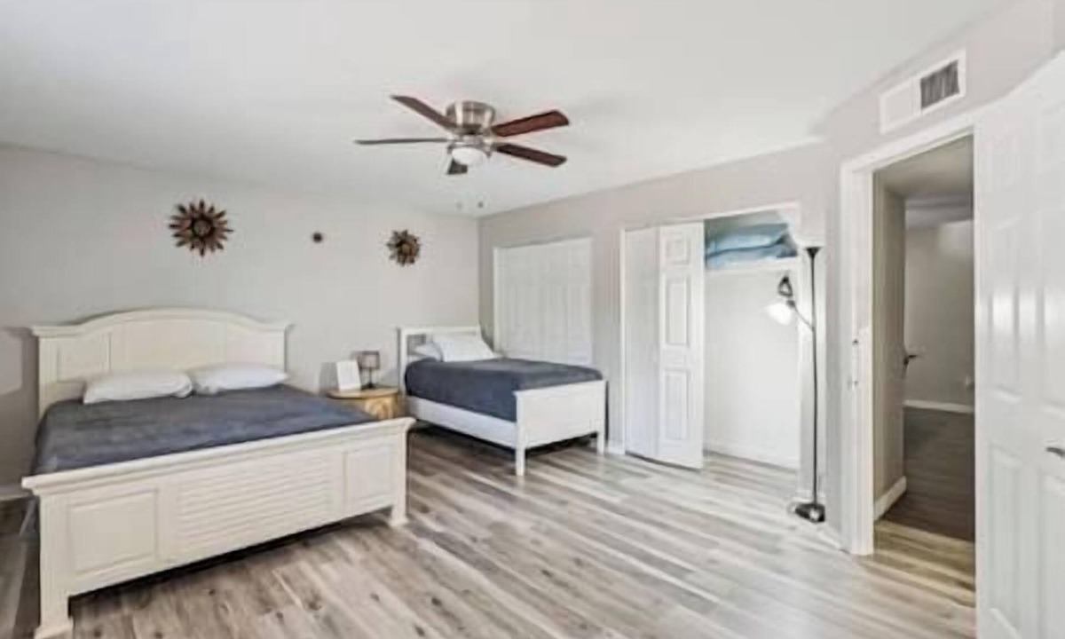 North Mountain House | Luxury Vacation Home in Phoenix - Pool - Sleeps 17