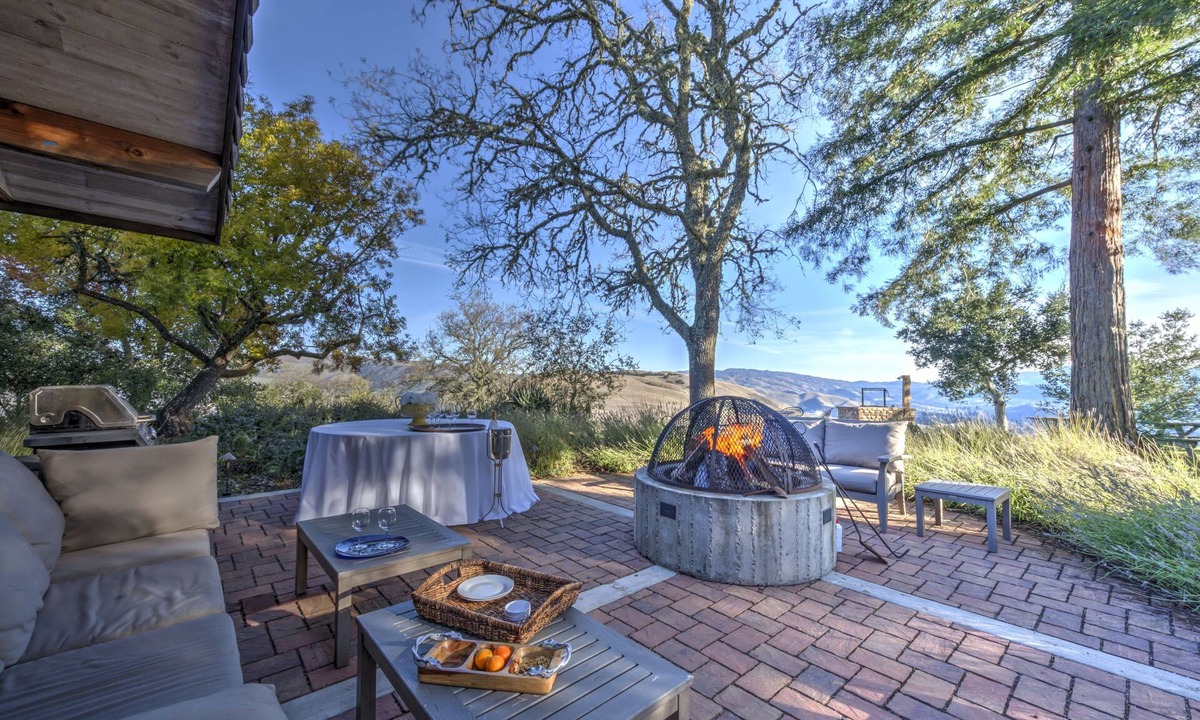 Carmel Valley Cabin | LX37 Weathertop Ranch in Carmel Wine Country