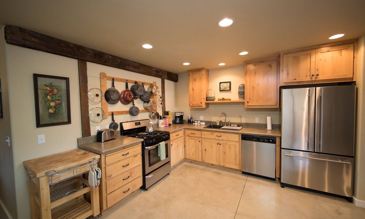 Lake Nacimiento House | Majestic 3 Bed, 2 story loft/majestic farm in Paso Robles