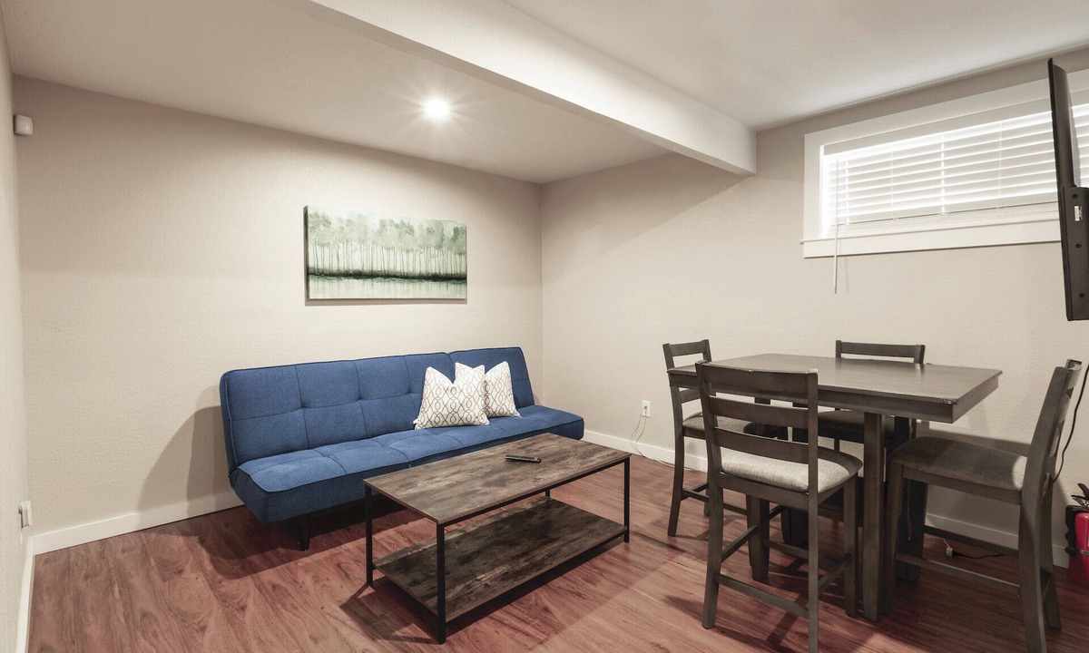Northside House | @ Marbella Lane - 2BR LwrLvl Home 11-Min to Levi's