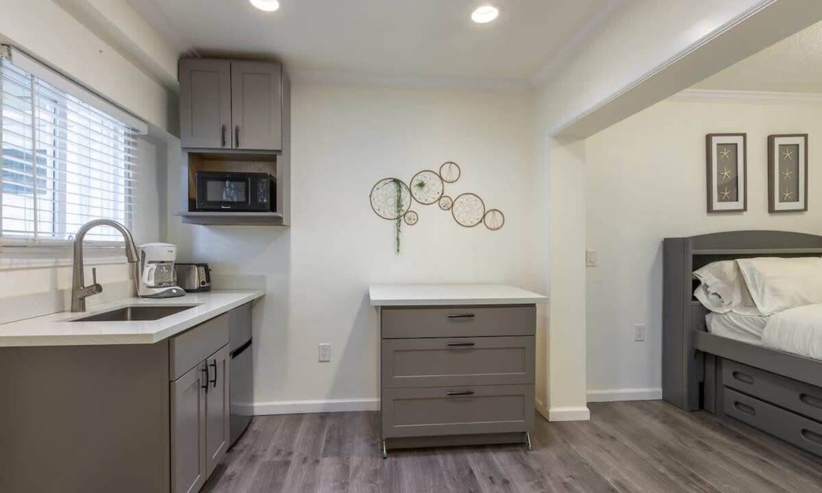 North Central House | Marbella Lane - Adorable and Quiet Studio