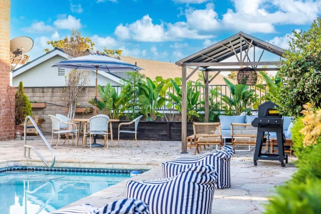 Fullerton House | Marbella Lane - Vibrant & Chic Designer Home