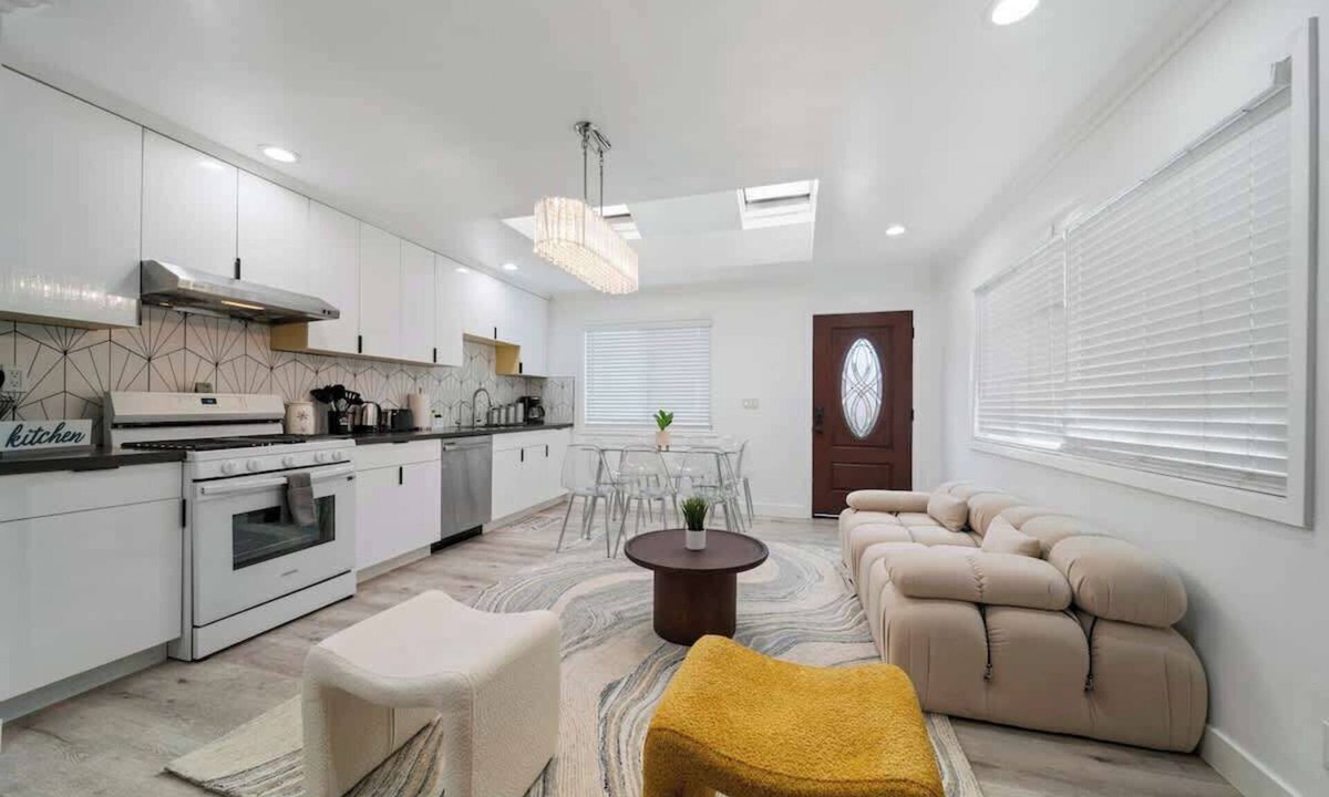 West Covina House | Marbella Lane - Your Cozy Haven 2BR Retreat