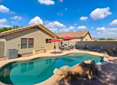 East Mesa House | Mesa Oasis Private Pool Fire Pit Sleeps 6