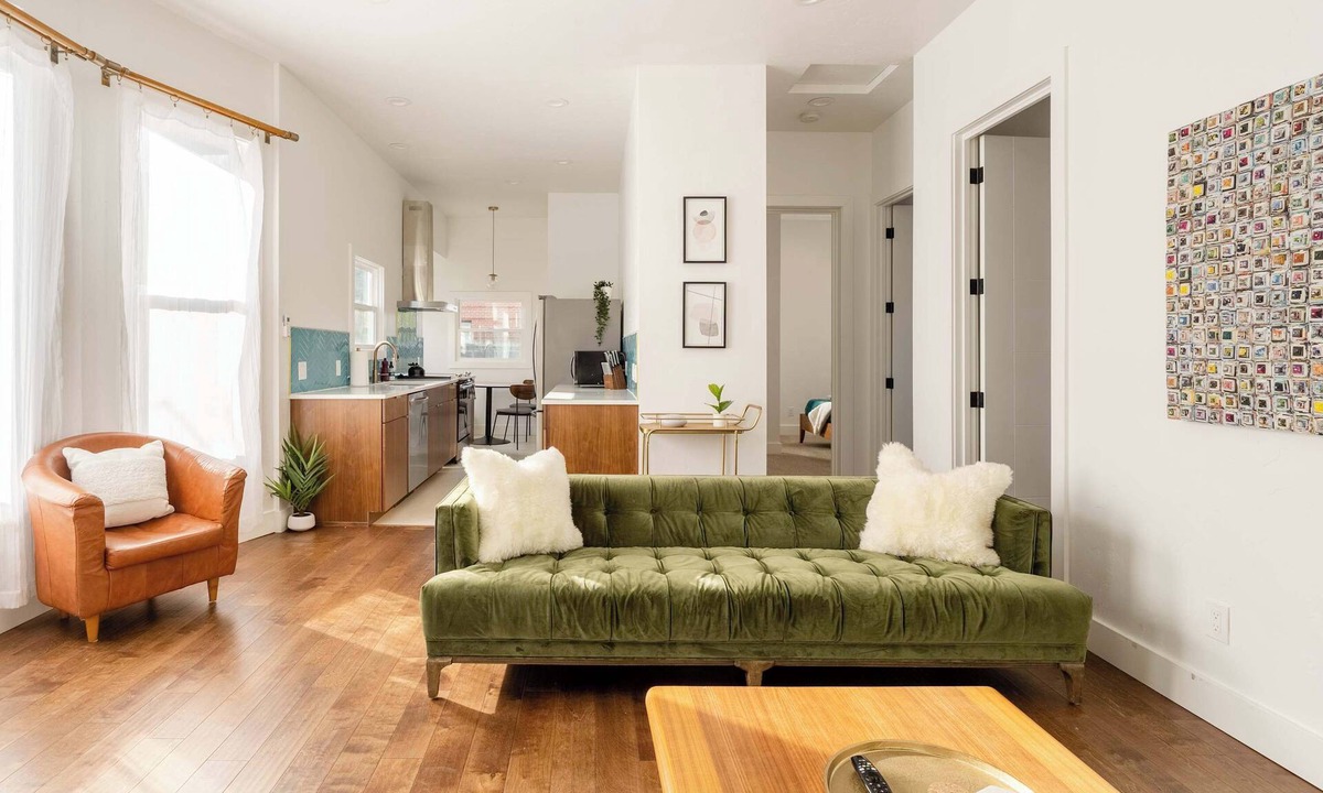 Sunnyside House | Mid-Century Dream | 3BR/2BA | Heart of Hawthorne