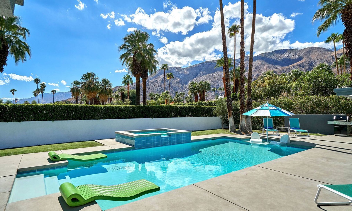 Old Las Palmas House | Mid Century Modern Gated Old Las Palmas Pool/Spa Mountain Views Pet Friendly