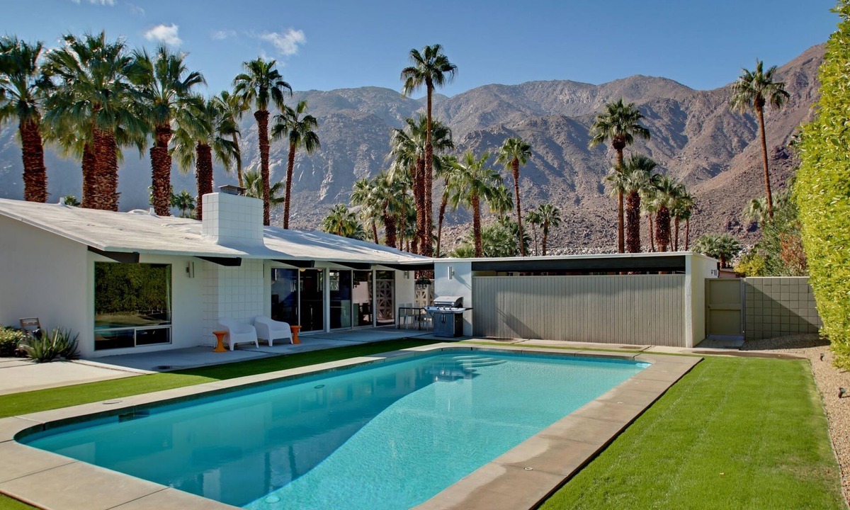 Vista Las Palmas House | Mid-Century Modern Gem - Pool Spa Fire Pit w/Stunning Views in Vista Las Palmas