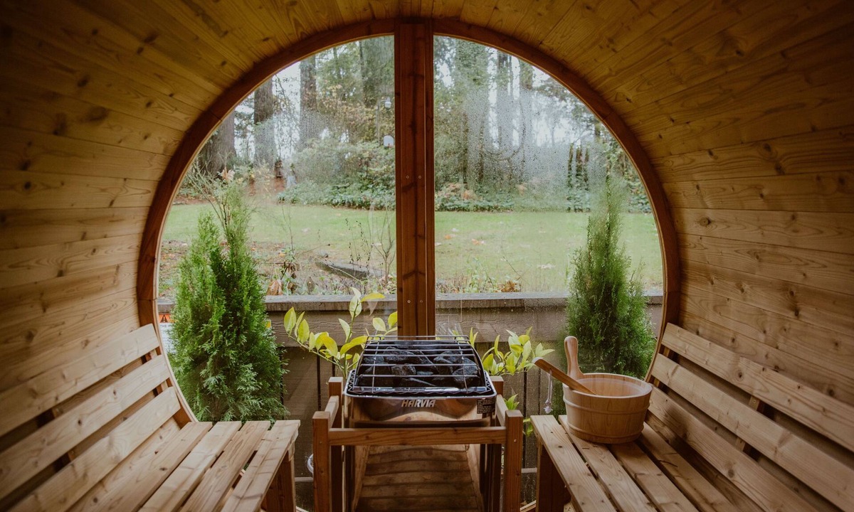 Longview House | Mid Century Retreat With Barrel Sauna!