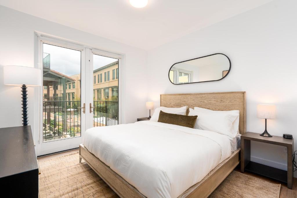 Menlo Park Hotel | Mint House Menlo Park by Kasa