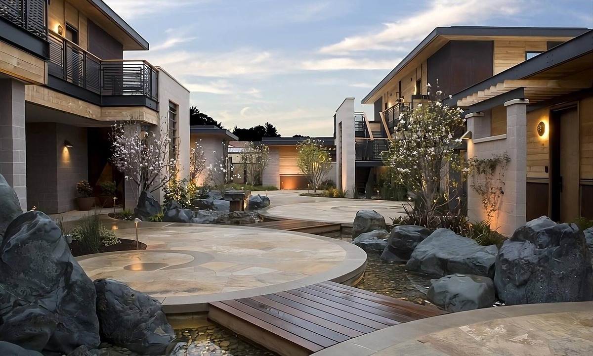 Yountville House | Minutes to Hailstone Vineyards and Napa Valley Balloons! Rooftop Pool, Parking!