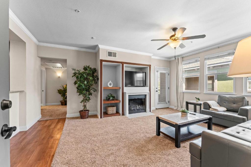 Reno/Tahoe Airport Apartment | Modern 1BR Reno Retreat · Near Reno Events & Pool
