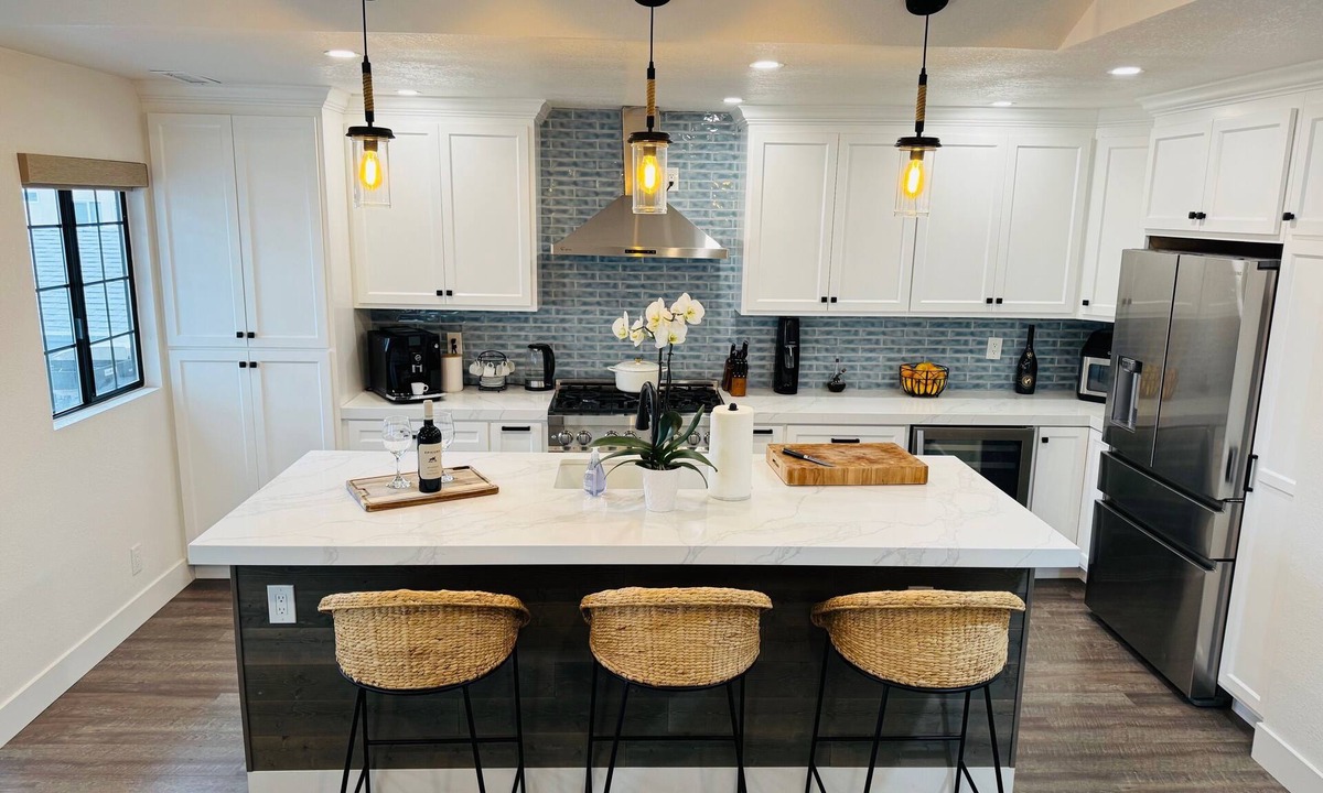 Downtown Monterey House | Modern coastal home with hot tub